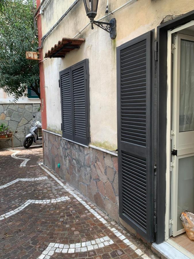 La Casetta Di Carme Naples Luaran gambar